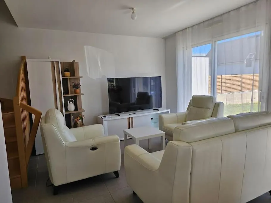 Holiday home Maison Acces Pmr Personne A Mobilite Reduite Sur Ploemeur Proche Lorient